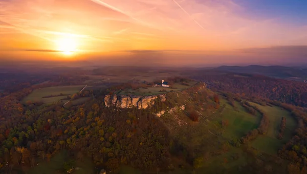 Vista Aérea Montaña Staffelberg Durante Atardecer Otoño — Foto de Stock