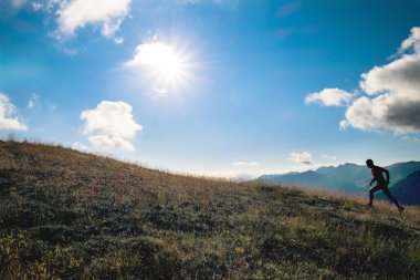 iz çalışan kırsal ve dağlar