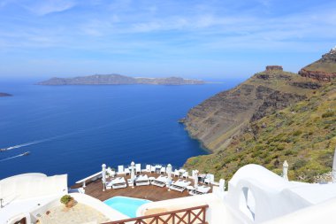 Sakin ol Adası Santorini üzerinde Yunanistan