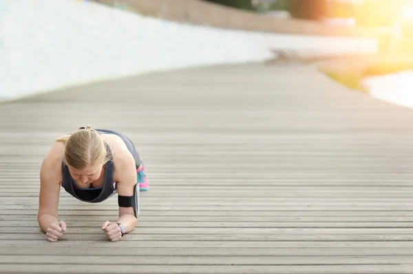 Woman before training. The fitness goals are achieved.