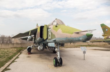 Su 22 M4 tesisatçısı H Jet avcı