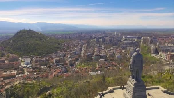 Пам'ятник Aliosha в місті Пловдив — стокове відео