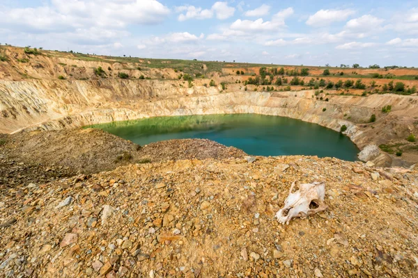 Επικίνδυνος pit δικό μου — Φωτογραφία Αρχείου