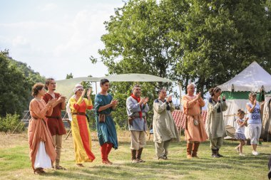 Ortaçağ dans performans