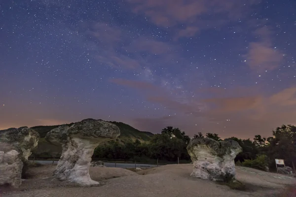 Mushroom rock phenomenon at night — Stock Photo, Image