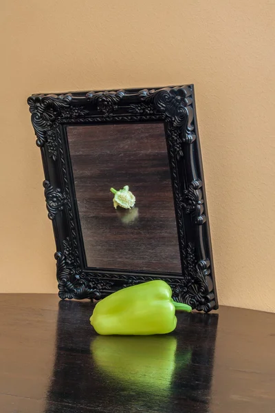 Légumes dans le miroir — Photo