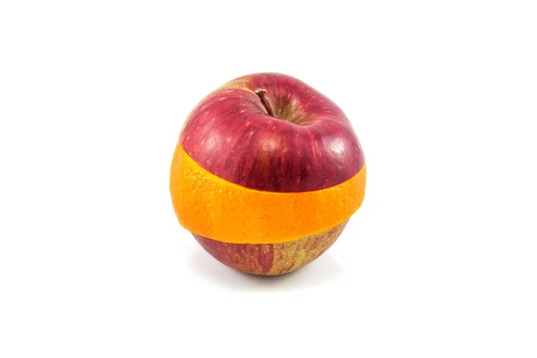 Суперфрукт - красное яблоко и апельсин — стоковое фото