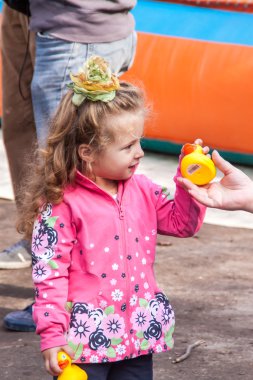 Benim şirin Plastik ördek bak