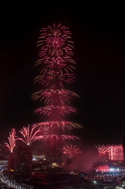 Dubai yeni yıl havai fişek