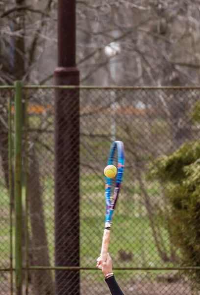 Tennisaufschlag — Stockfoto