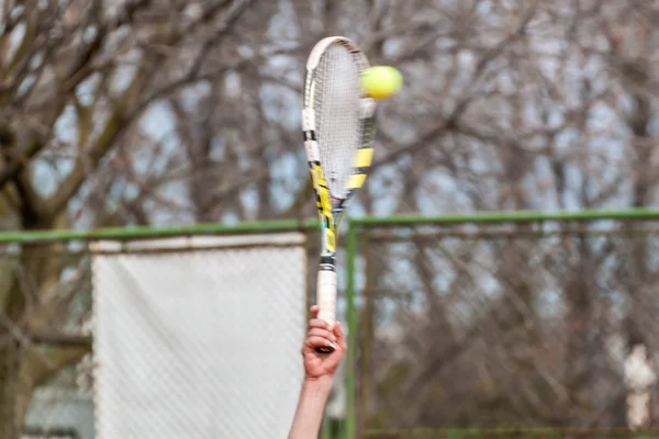 テニスのサーブ — ストック写真