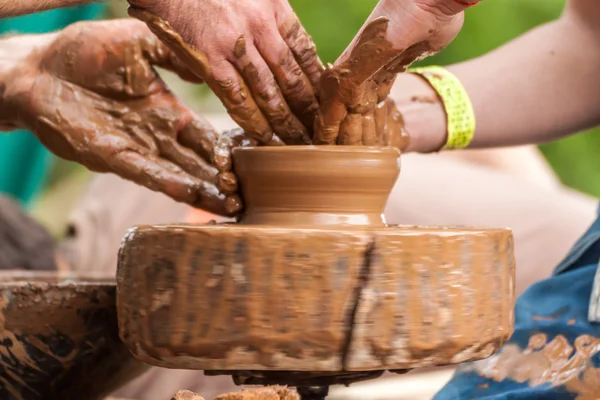 Fabrication de poterie — Photo