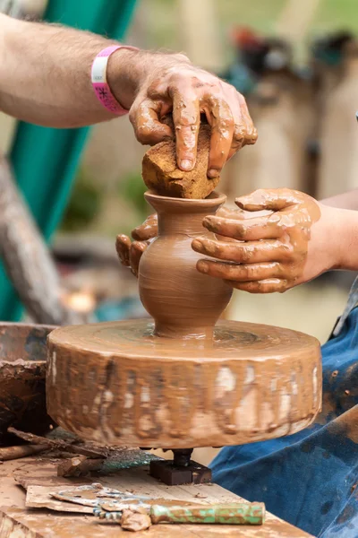 Fabricación de cerámica — Foto de Stock