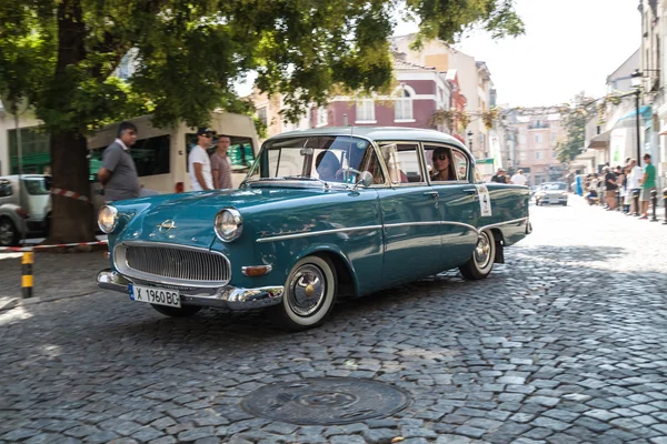 Parada retro samochodów — Zdjęcie stockowe