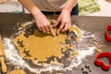 Yılbaşı kurabiye yapma