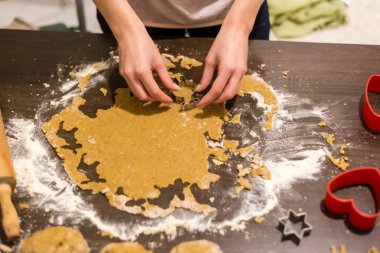 Yılbaşı kurabiye yapma