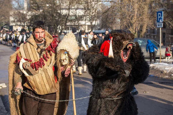 Festival de Kukeri en Pernik, Bulgaria — Foto de Stock