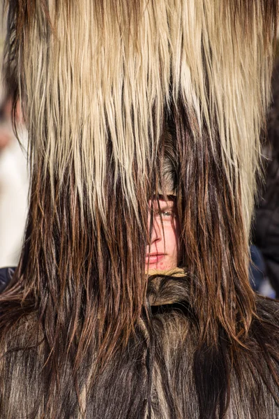 Kukeri festival in pernik, bulgarien — Stockfoto