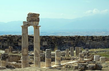 Antik hierapolis kalıntıları