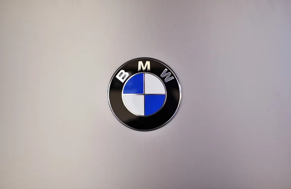 BMW araba logosu
