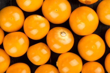 Olgun çilek physalis