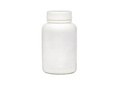 Beyaz arka planda izole edilmiş beyaz plastik hap kavanozu.