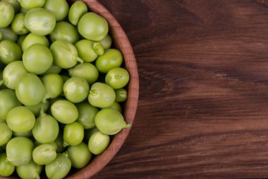 Kavanozda yeşil bezelye