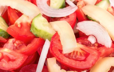 salatalık ve domates salatası
