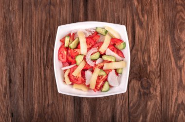 salatalık ve domates salatası