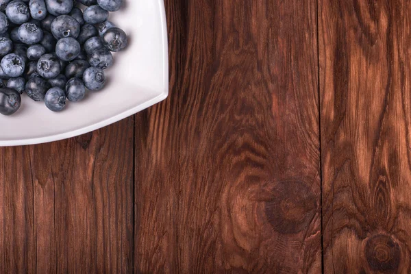 Bir kasede yaban mersini