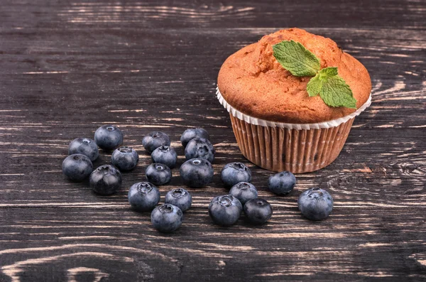 Yaban mersini ile kek