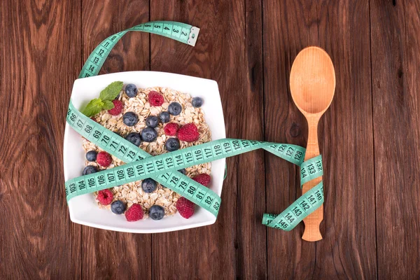 çilek ile yulaf gevreği