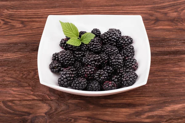 Blackberry in bowl — Stock Photo, Image