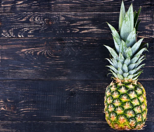 Fresh fruit pineapple — Stock Photo, Image