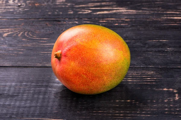 Fresh mango fruit — Stock Photo, Image