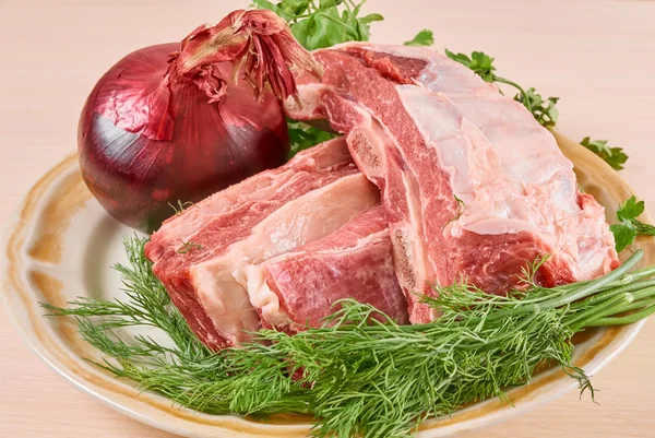 üzerinde kaburga sığır eti