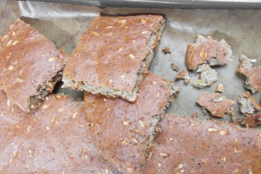 düşük carb tohumları ile sağlıklı ekmek