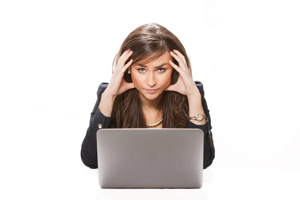 Young business woman working on laptop. — Stock Photo, Image