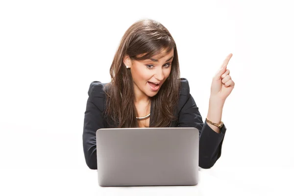 Young business woman working on laptop. — Stock Photo, Image