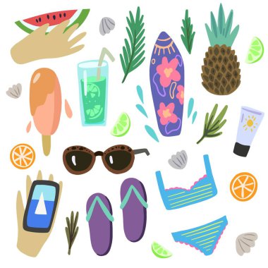 Tropikal meyveler, güneş gözlükleri, dondurma ve diğer elementlerle birlikte bir dizi karalama yaz klipsi..