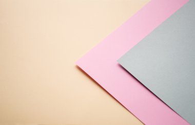 Pastel tonları içinde yaprak kağıt ile geometrik kompozisyonlar