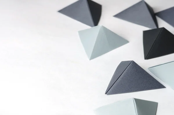 Tetraedros monocromáticos de origami — Foto de Stock