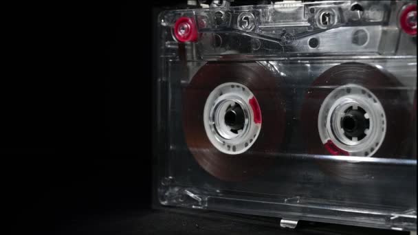 Cassette Audio Vintage Sobre Fondo Negro — Vídeo de stock