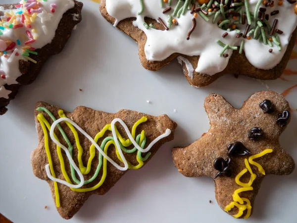 Noel için zencefilli kurabiye.