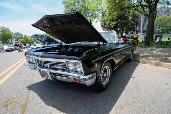 2021 Dağı. Clemens Hot Rod Araba Fuarı ve Cruise Dağı 'nda. Clemens, Michigan 06-05-2021