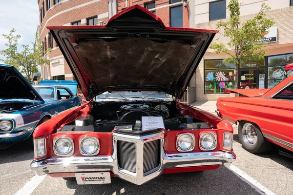 2021 Clemens Hot Rod City Car Show Cruise Clemens Michigan — стокове фото