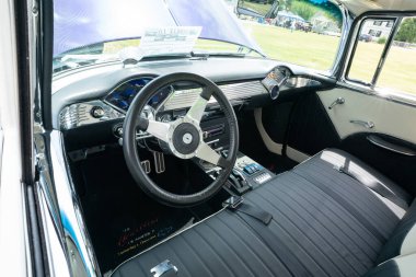 Metrokruvazörler 2021 Babalar Günü Araba Fuarı, Warren, Michigan, 06-20-2021