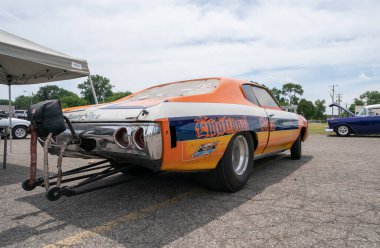 Metrokruvazörler 2021 Babalar Günü Araba Fuarı, Warren, Michigan, 06-20-2021