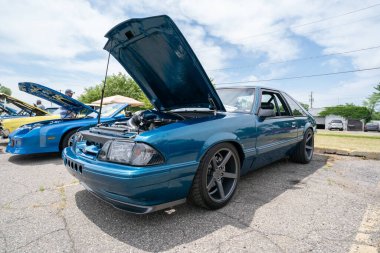 Metrokruvazörler 2021 Babalar Günü Araba Fuarı, Warren, Michigan, 06-20-2021