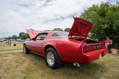 Metrokruvazörler 2021 Babalar Günü Araba Fuarı, Warren, Michigan, 06-20-2021